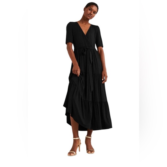 Boden Dresses & Skirts - Boden Tiered Wrap Jersey Maxi Dress black short sleeve size 6 petite